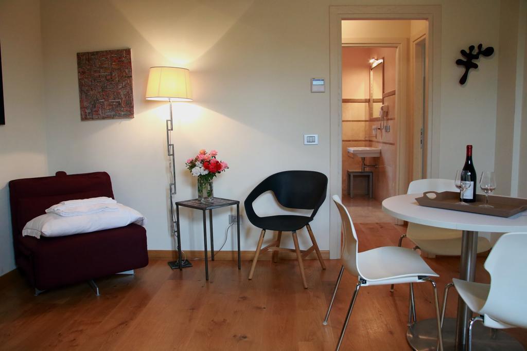 Fonte Alla Lepre Riparbella Extérieur photo
